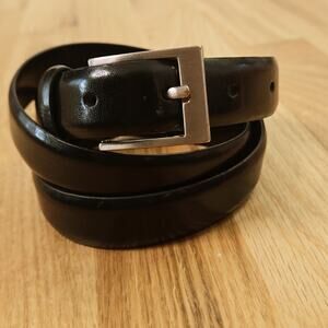 BlackFaux Leather women's  Belt size L Silver toned Buckle